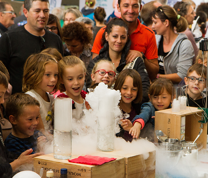 Cuisinons les sciences Stand